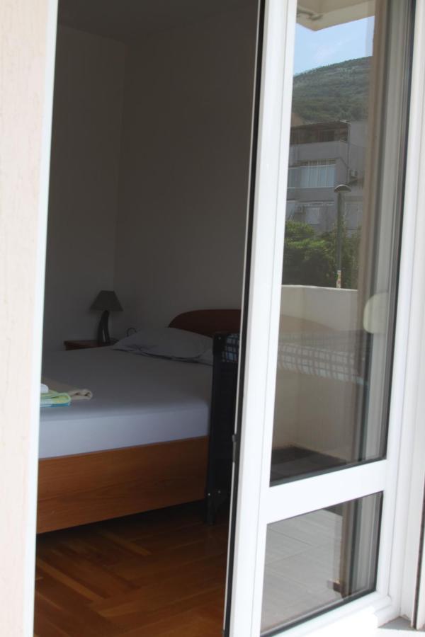 Apartments Becic บุดวา ภายนอก รูปภาพ