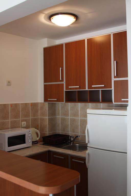 Apartments Becic บุดวา ภายนอก รูปภาพ