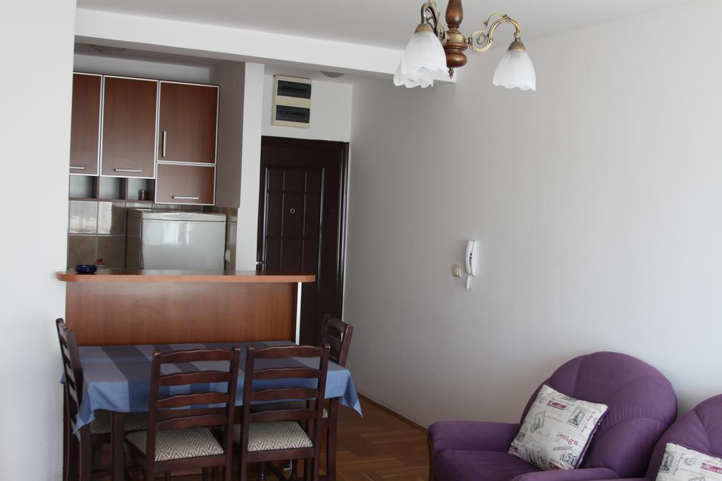 Apartments Becic บุดวา ภายนอก รูปภาพ