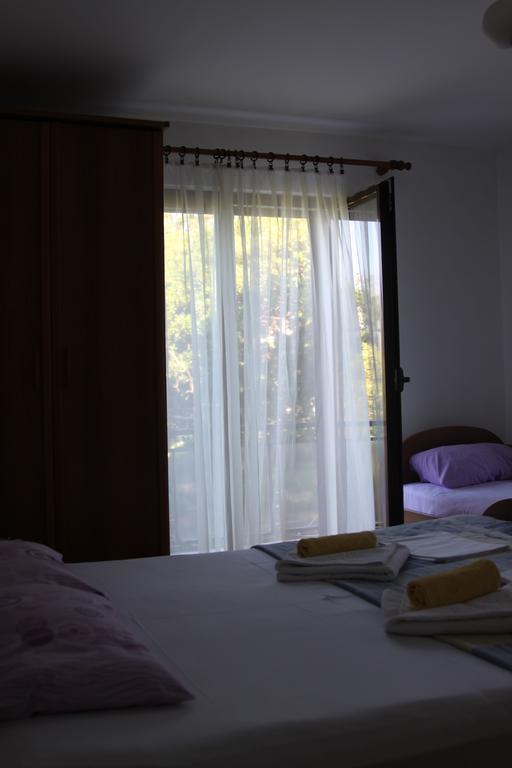 Apartments Becic บุดวา ภายนอก รูปภาพ