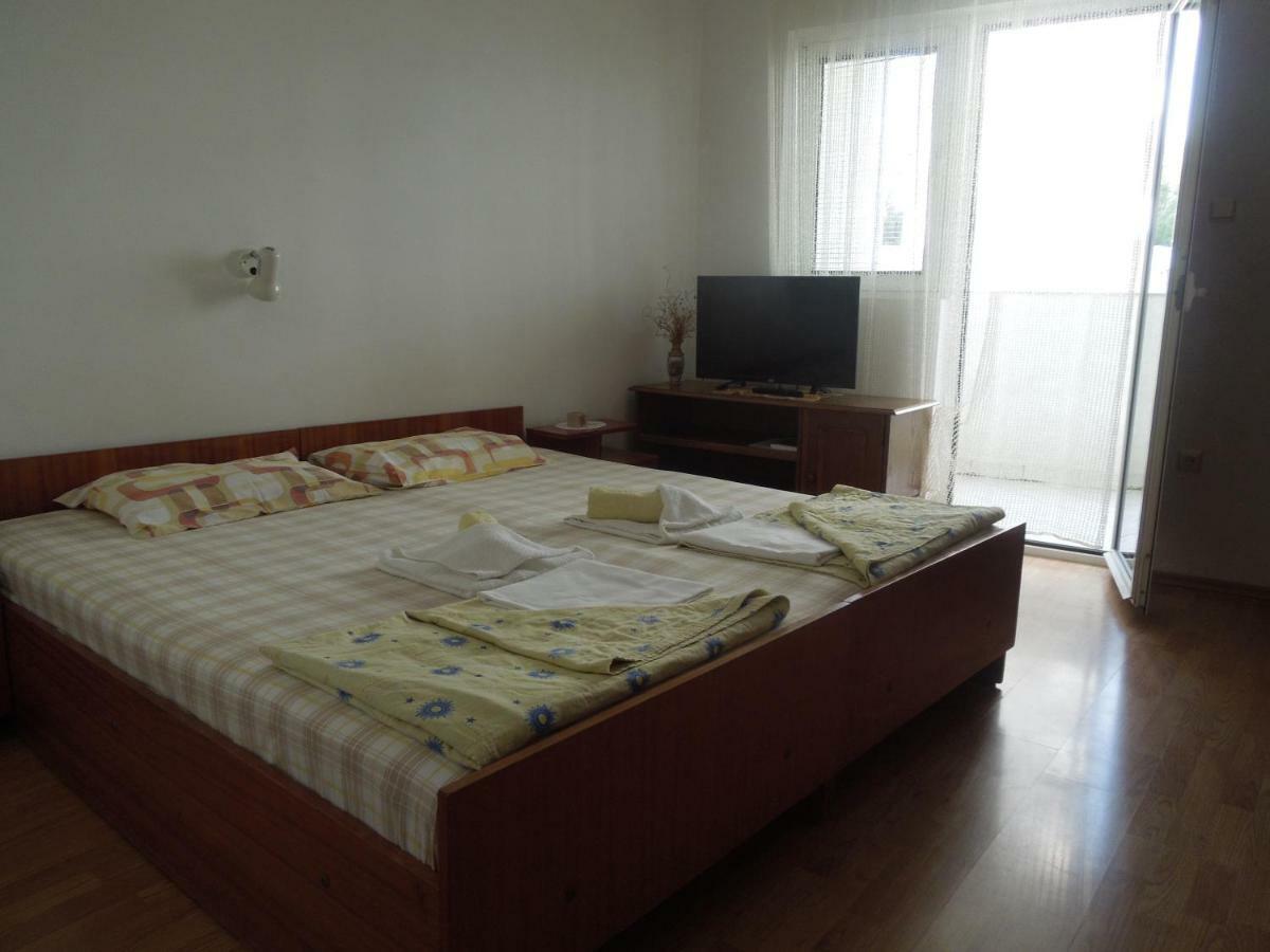 Apartments Becic บุดวา ห้อง รูปภาพ